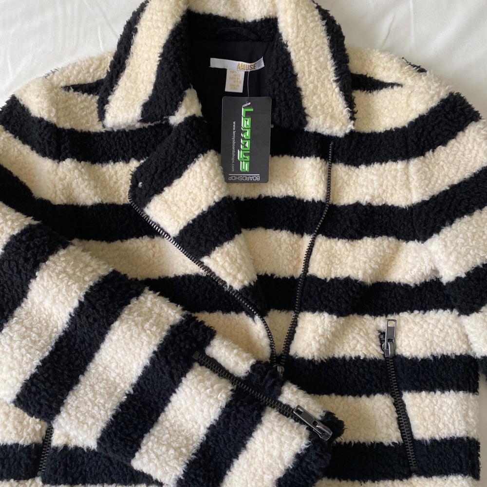 Amuse Society Ultra-soft Cropped Jacket L